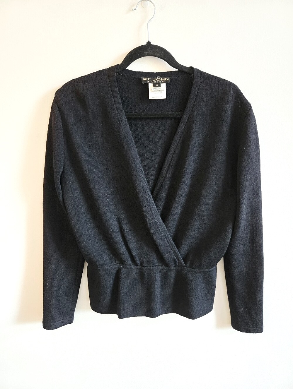 ST. JOHN | VTG M Wrap Knit Sweater | black